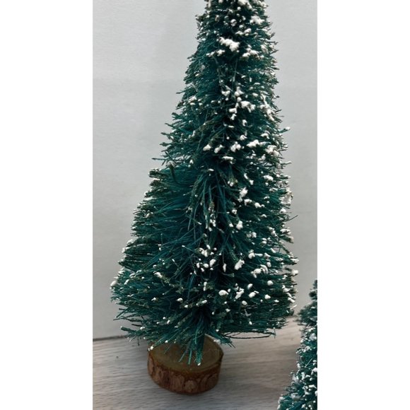 Bottle Brush Trees Snow Flocked Lot of 6 Christmas Village Accessory 3.75" - 7" - Picture 2 of 8